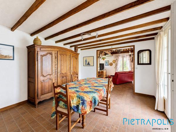 EXCLUSIVITÉ - BÉDARIEUX - Sur les hauteurs : sur un terrain arboré de 1 795 m², Maison T5 totalisant 182 m², garage