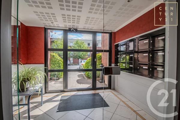 Appartement F2 à vendre  3 pièces - 57,68 m 2   MAUBEUGE  - 59