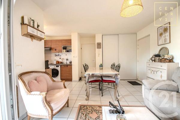 Appartement F2 à vendre  3 pièces - 57,68 m 2   MAUBEUGE  - 59