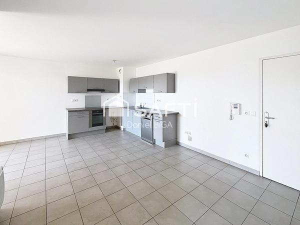 Appartement  T3 de 2014 avec place de parking couverte