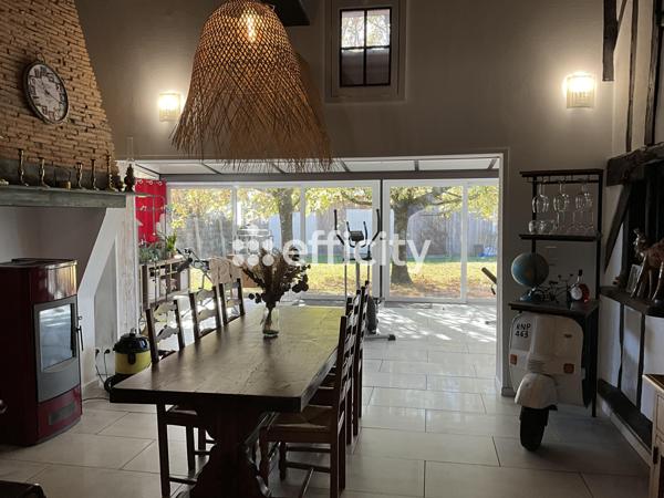 Maison 5 pièces - 160 m²