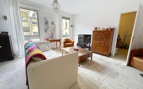 Appartement à vendre    5 pièces • 113,82 m2 Avignon