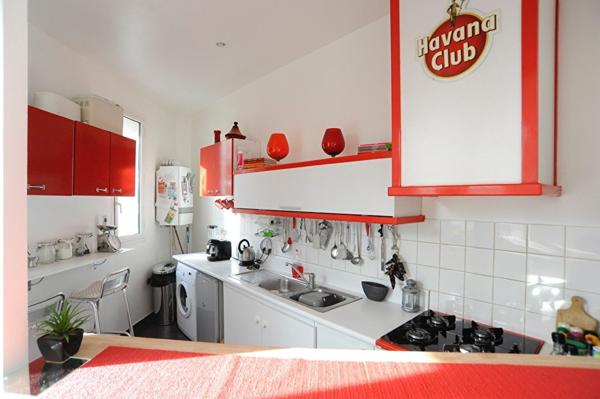 T4 1ER ETAGE LA ROCHELLE CAVE COUR