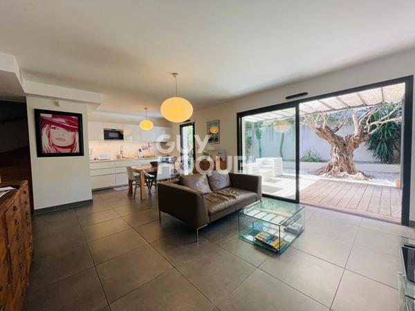 Maison Montpellier 5 pièce(s) 105.12 m2 LES ARCEAUX AGRICULTURE