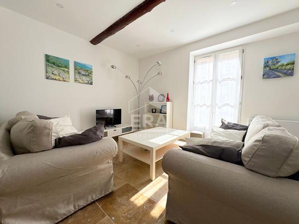 A LOUER 13650 MEYRARGUES APPARTEMENT MEUBLÉ  TYPE 3 PIÈCES AVEC CAVE