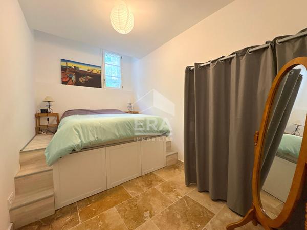 A LOUER 13650 MEYRARGUES APPARTEMENT MEUBLÉ  TYPE 3 PIÈCES AVEC CAVE