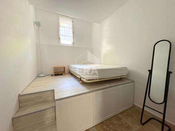 A LOUER 13650 MEYRARGUES APPARTEMENT MEUBLÉ  TYPE 3 PIÈCES AVEC CAVE