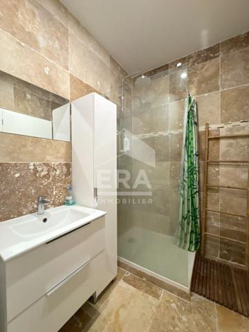 A LOUER 13650 MEYRARGUES APPARTEMENT MEUBLÉ  TYPE 3 PIÈCES AVEC CAVE