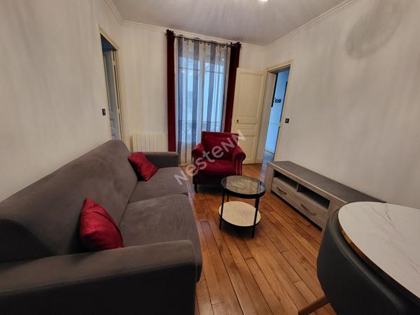 Appartement  3 pièces rue Auguste Blanche Meublé 47.82m²