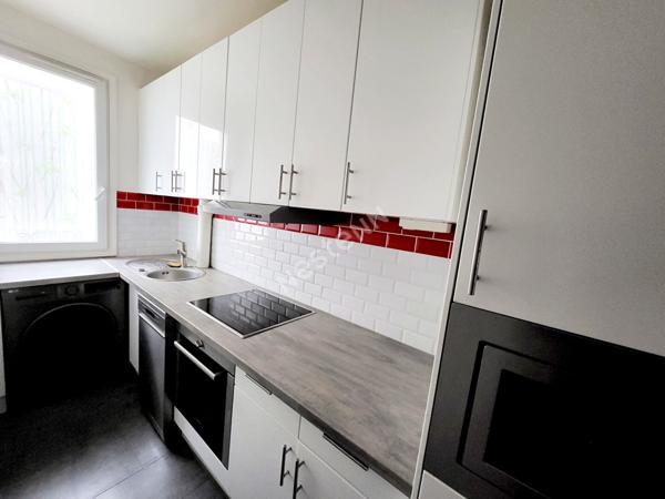 Appartement  3 pièces rue Auguste Blanche Meublé 47.82m²