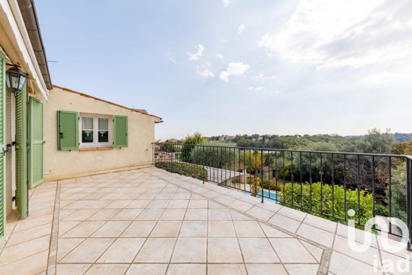 Maison à vendre 6 pièces 225 m² Vence