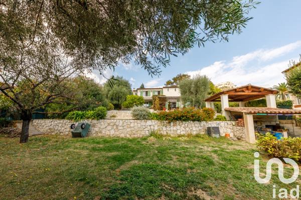 Maison à vendre 6 pièces 225 m² Vence