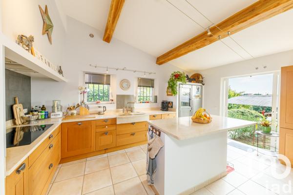 Maison à vendre 6 pièces 225 m² Vence