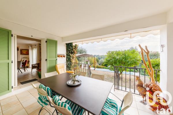 Maison à vendre 6 pièces 225 m² Vence