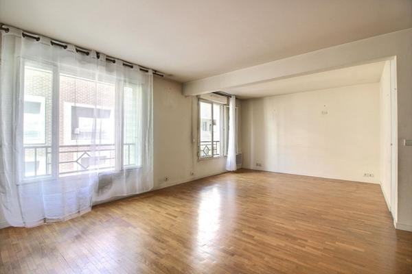 À vendre : Appartement 3/4 pièces à Paris - Référence V989