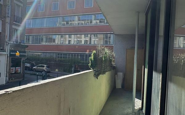 Appartement à vendre    2 pièces • 55,91 m2 Pantin