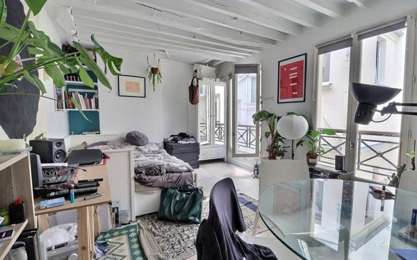 Appartement à vendre    2 pièces • 25 m2 Paris 1