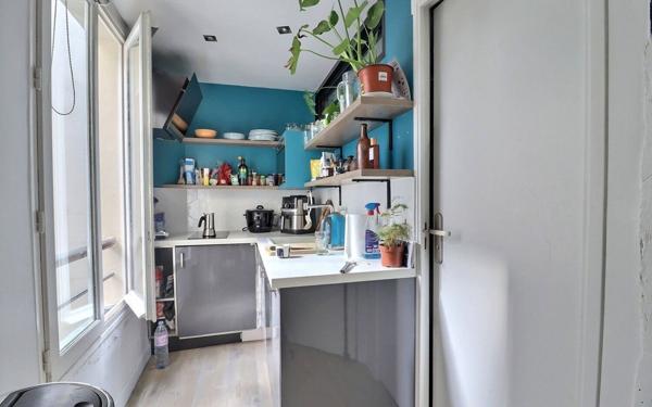Appartement à vendre    2 pièces • 25 m2 Paris 1