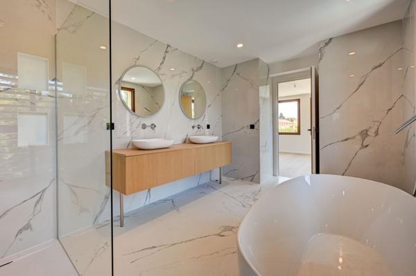 Vente Maison de luxe Aix-en-Provence 7 Pièces 240 m²