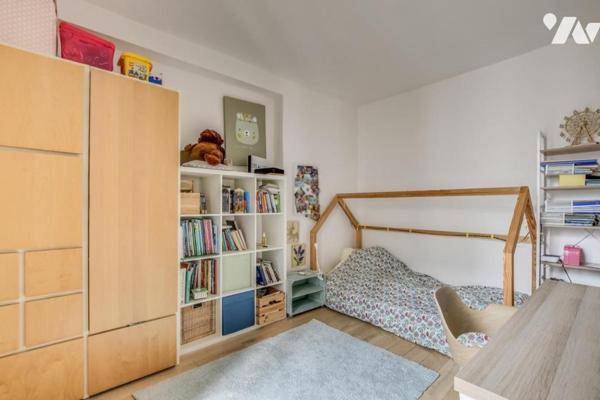 Appartement 4 pièces Pont de Neuilly