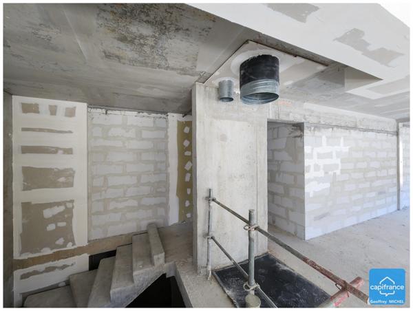 Local commercial à vendre à l’Alpe d’Huez – Environ 180 m² sur deux niveaux – Fort potentiel d’exploitation