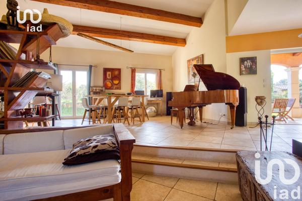 Maison à vendre 4 pièces 168 m² Fayence