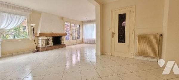 Maison à vendre à Malo-les-Bains (59240) dans le Nord (59)
MAISON semi individuelle  , sur une...