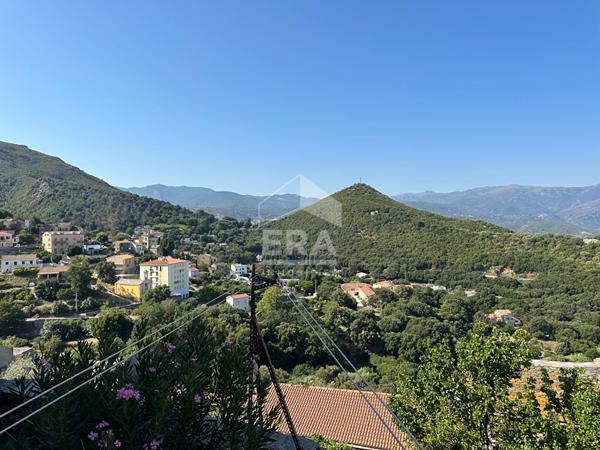 Maison de 7 pièces au coeur du village d'OLetta