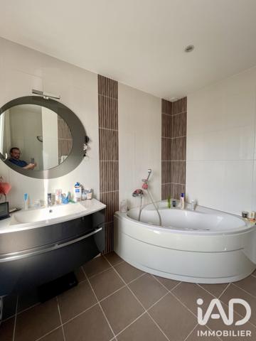 Maison à vendre 5 pièces 135 m² Saintes