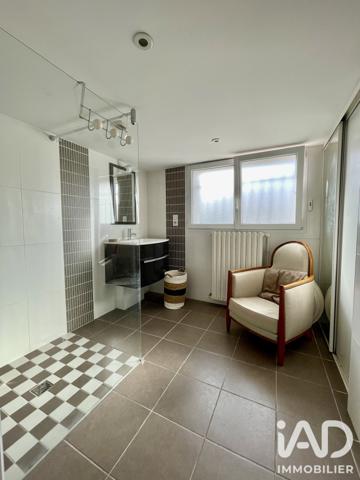 Maison à vendre 5 pièces 135 m² Saintes
