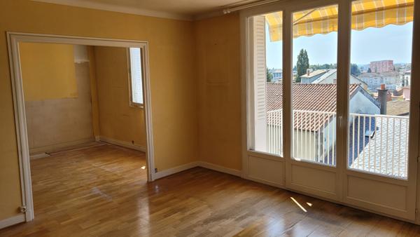 Aurillac, Appartement F 4 avec Box , garage, vue panoramique