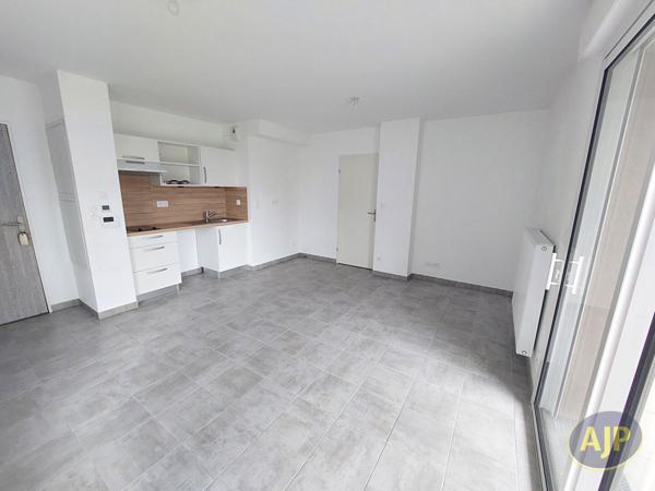 Location appartement Orvault : 642 € - AJP Immobilier Nantes Rond-Point de Rennes
