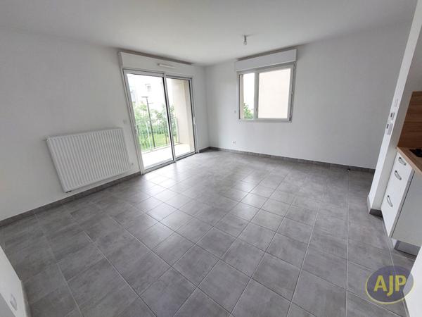 Location appartement Orvault : 642 € - AJP Immobilier Nantes Rond-Point de Rennes