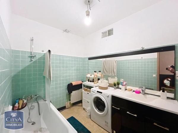 Immeuble à vendre 175m²