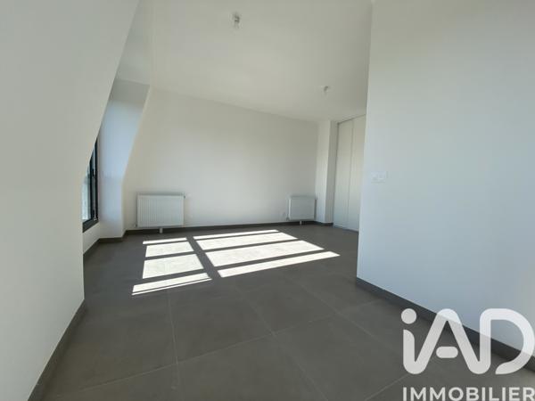 Location appartement 2 pièces 49 m² Sainte-Geneviève-des-Bois