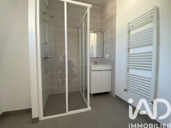 Location appartement 2 pièces 49 m² Sainte-Geneviève-des-Bois