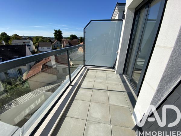 Location appartement 2 pièces 49 m² Sainte-Geneviève-des-Bois