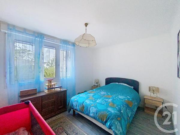 Appartement F5 à vendre  4 pièces - 84,41 m 2   NANCY  - 54