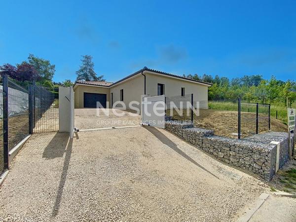 A vendre Maison Preignan 5 pièce(s) 128.22 m2, finition haut de gamme, de plain pied avec jardin clos et portail électrique