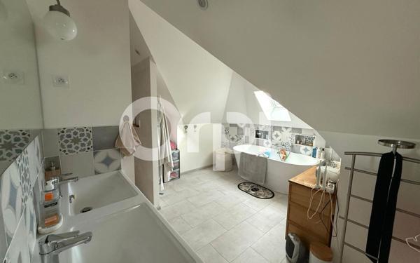 Maison à vendre    5 pièces •  Margny-lès-Compiègne