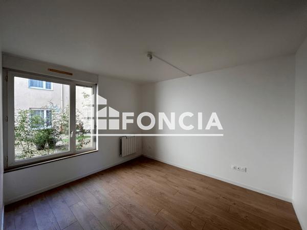 Location Appartement 4 pièces 94.3 m² - RUES THIERS SEVIGNE BD GAMBETT Charleville Mezieres 08000