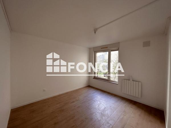 Location Appartement 4 pièces 94.3 m² - RUES THIERS SEVIGNE BD GAMBETT Charleville Mezieres 08000