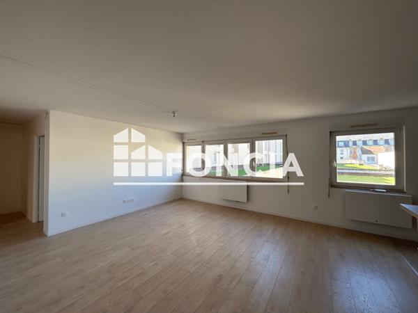 Location Appartement 4 pièces 94.3 m² - RUES THIERS SEVIGNE BD GAMBETT Charleville Mezieres 08000