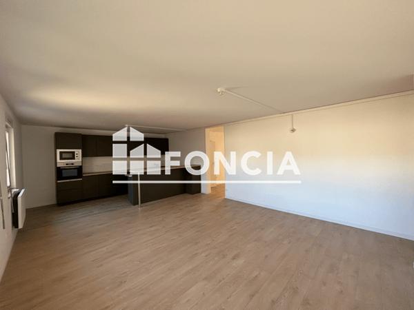 Location Appartement 4 pièces 94.3 m² - RUES THIERS SEVIGNE BD GAMBETT Charleville Mezieres 08000