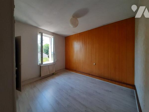 Une maison d’habitation de type T4 à 2 min du centre ville.