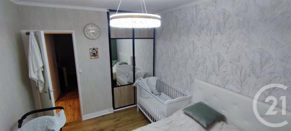 Appartement F3 à vendre  5 pièces - 65 m2 CHALONS EN CHAMPAGNE - 51