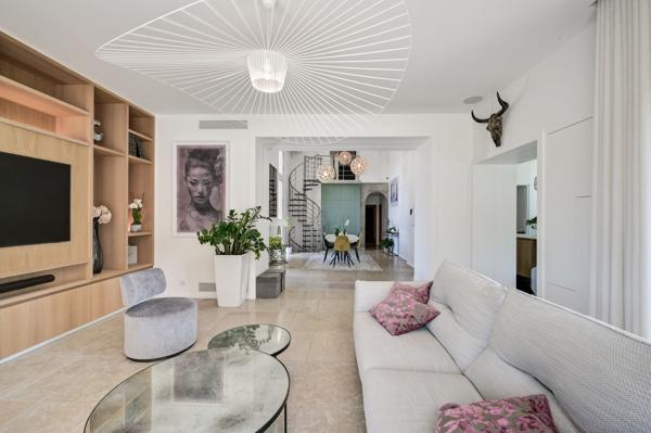 Vente Maison de luxe Éguilles 6 Pièces 210 m²