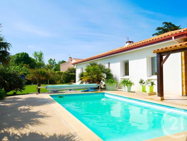 Maison à vendre  7 pièces - 199,12 m2 TALMONT ST HILAIRE - 85