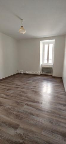 Maison de village de 80 m²