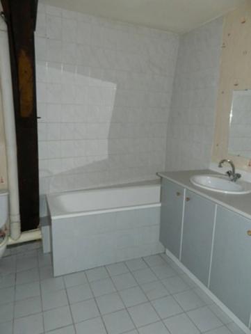 APPARTEMENT F5 146.52 M² DE SURFACE HABITABLE.